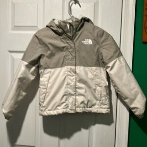 The North Face Kids Two-Tone cream khaki  Jacket youth large
